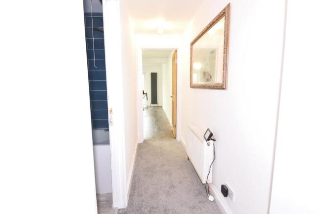 Hallway_00001_01