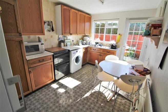KITCHEN/BREAKFAST ROOM