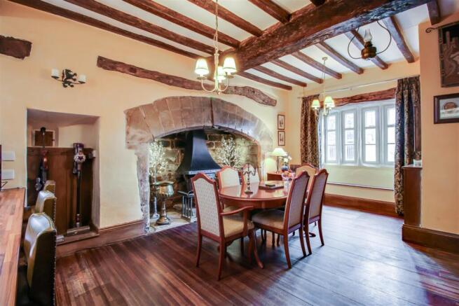 5 bed Farm House for sale Image 6