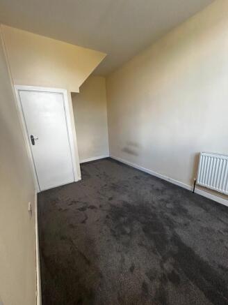 2 bed Flat to rent Image 5