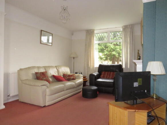 Photo 3