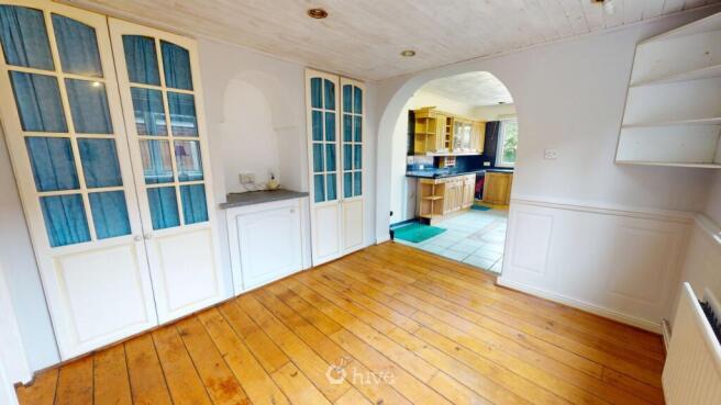 3 bed Semi-Detached for sale Image 6