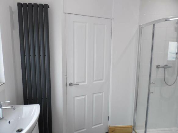 Bathroom WC Shower i