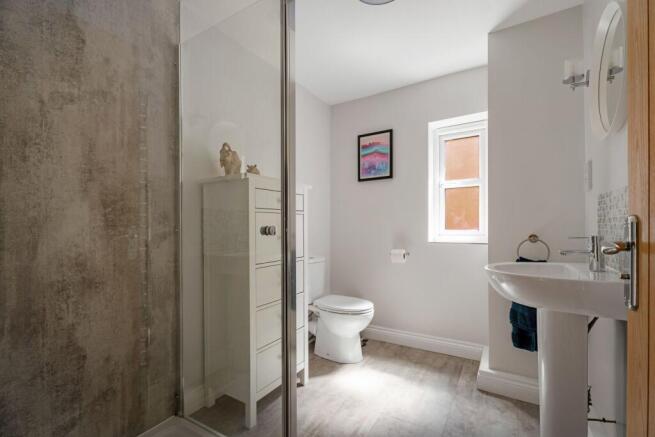 Ensuite
