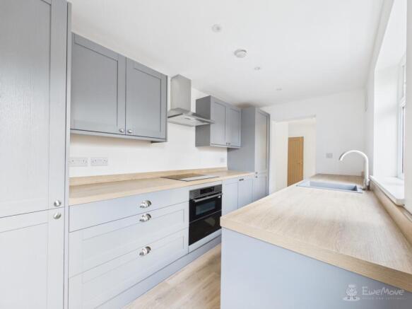 Kitchen- Mark Stephens EweMove Newmarket and Soham