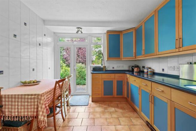 Kitchen dining