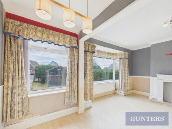 3 bed Semi-Detached for sale Image 3