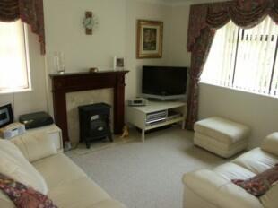 Sitting Room/Bed 3