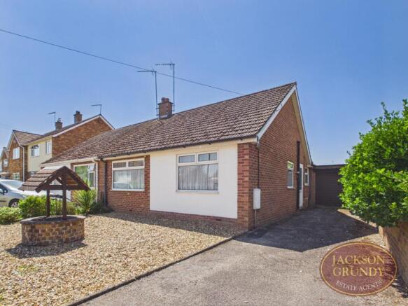 2-bed semi-detached on Woodland Close, Duston, NN5 6NH, £269,995