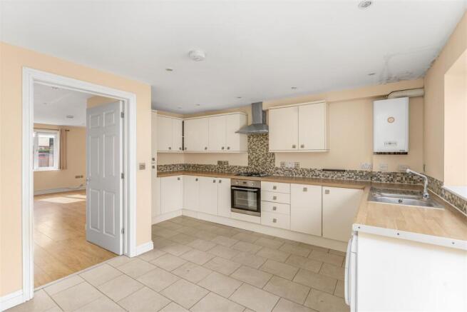 43 Hastings Road, Banbury-10.jpg