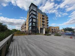 Flat 405, Osprey House, Bedwyn Mews, Reading RG2 0PR
