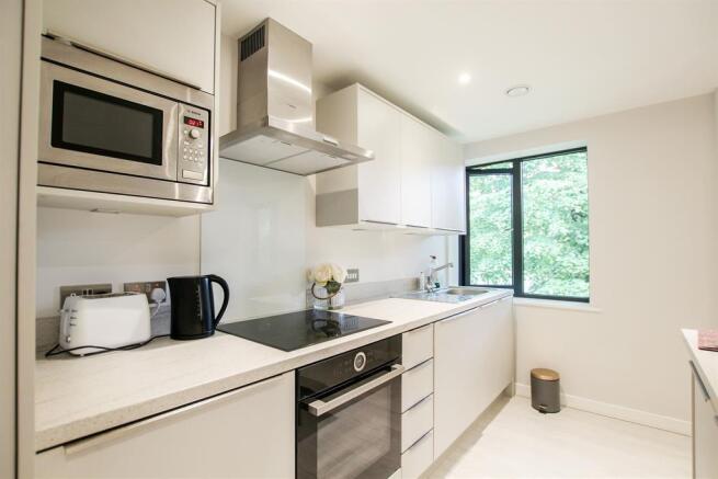 1 bed Flat to rent Image 6