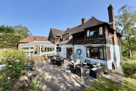 London Road, Pedlinge, Hythe, Kent