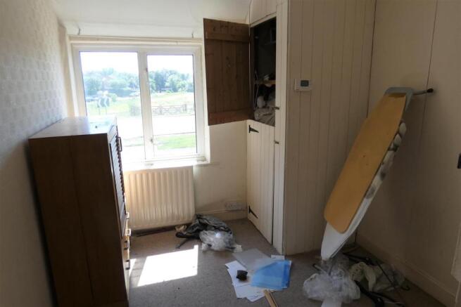 bedroom.JPG