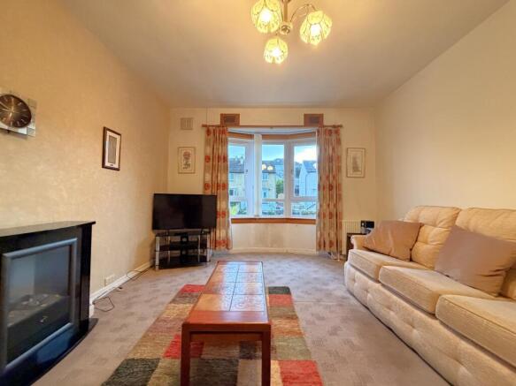 Dorchester Avenue, Kelvindale,  Glasgow photo 3