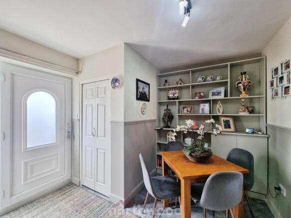 3 bed Terraced for sale Image 12