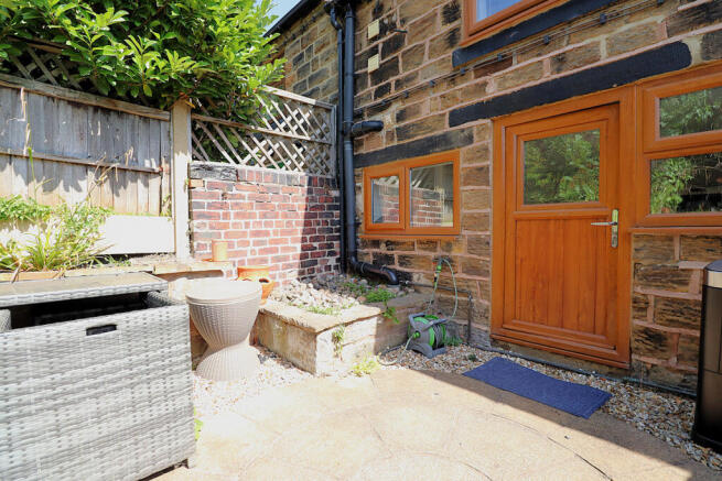 2 bed Terraced for sale Image 12