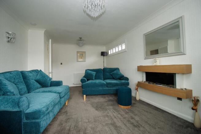 3 bed Detached Bungalow for sale Image 5