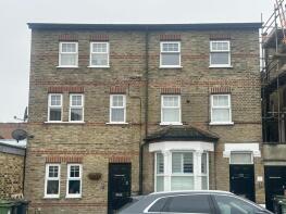 5, Albacore Crescent, London SE13 7HW