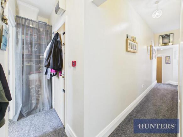 2 bed Apartment for sale Image 7