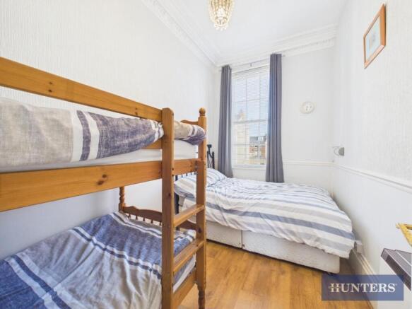 2 bed Flat for sale Image 7