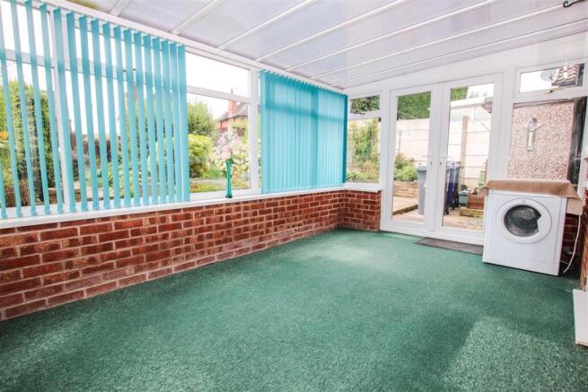 HALF BRICK & UPVC DOUBLE GLAZED CONSERVATORY