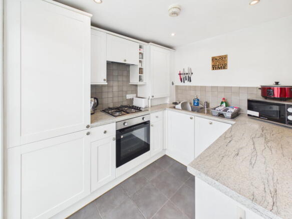 4 bed Town House for sale Image 4