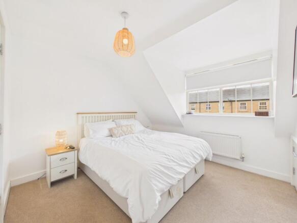 3 bed Terraced for sale Image 5