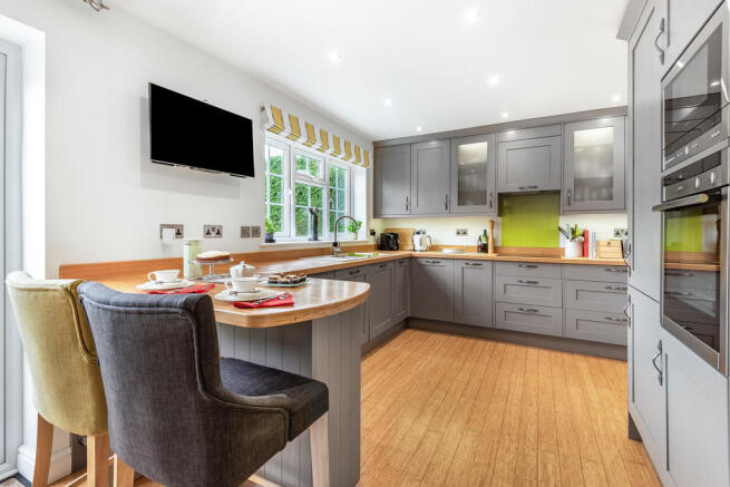 Kitchen/Day Room