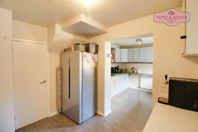 UTILITY / KITCHEN