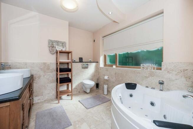 Main Bathroom
