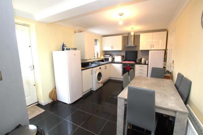 kitchen diner reverse .jpg