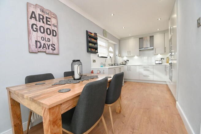 3 bed Detached Bungalow for sale Image 6