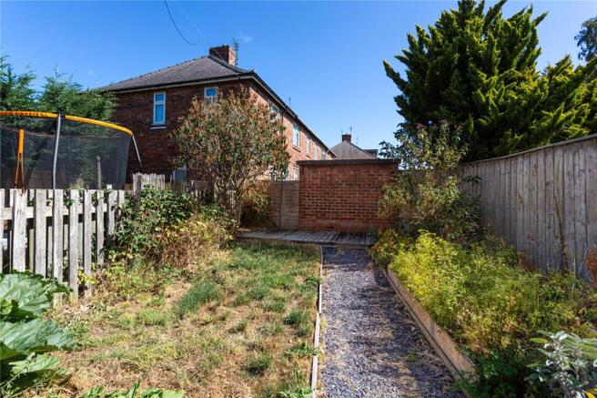 3 bed Terraced for sale Image 12