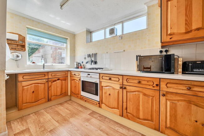 Buckskin Lane,Basingstoke,RG22 5AP photo 4