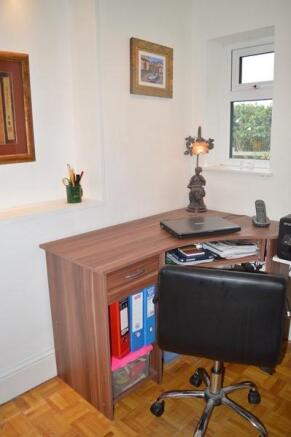 study/bedroom 4