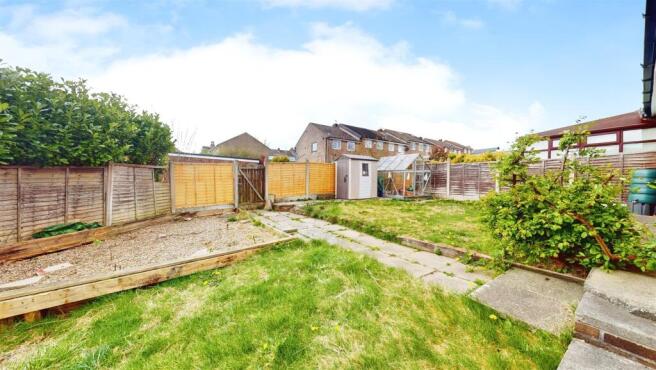 3 bed Semi-Detached Bungalow for sale Image 10
