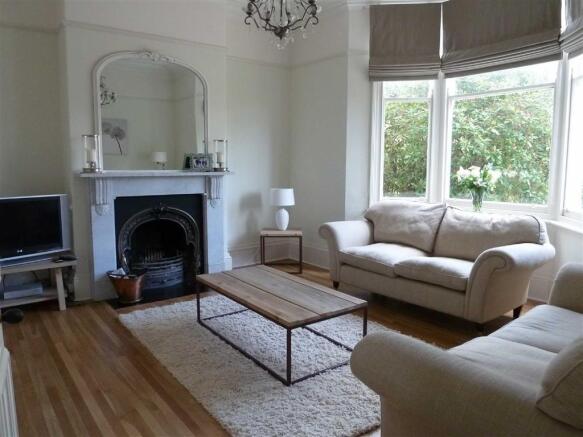 SITTING ROOM