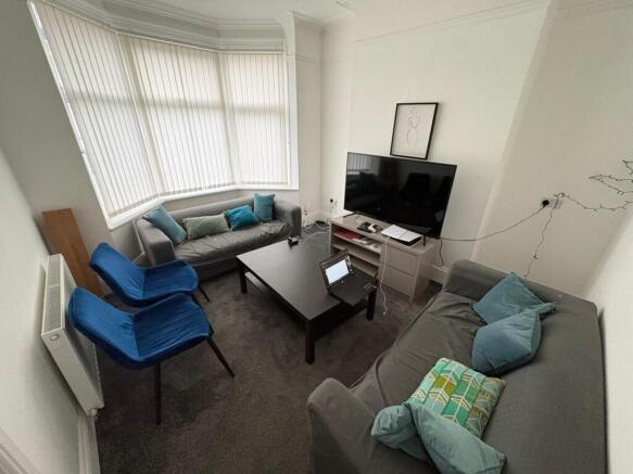 3 bed Terraced for sale Image 4