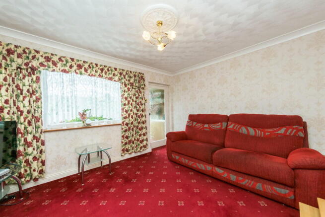 2 bed Semi-Detached Bungalow for sale Image 9