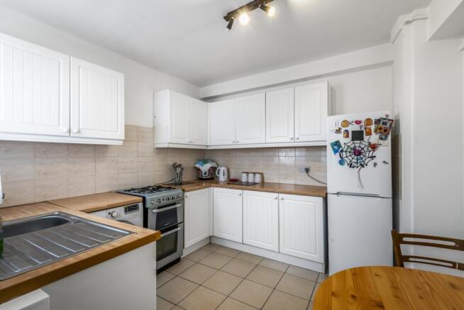 Kitchen b