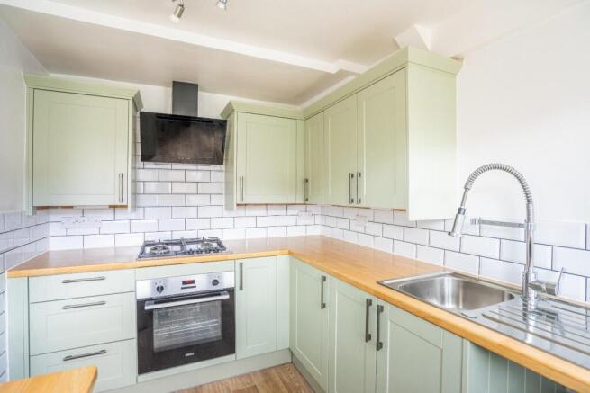 3 bed Semi-Detached for sale Image 8