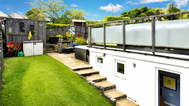3 bed Semi-Detached for sale Image 7