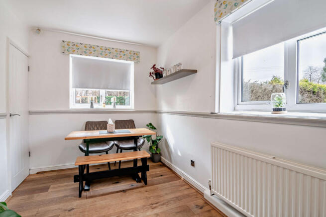 3 bed Semi-Detached for sale Image 5