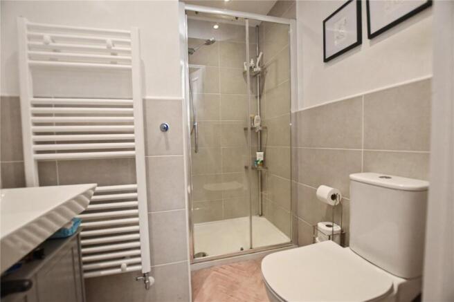4 bed Semi-Detached for sale Image 10