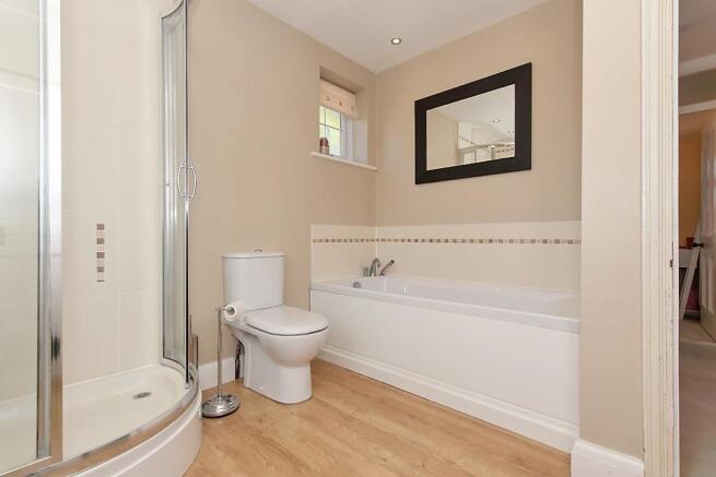 Can-Bathroom_2.jpg