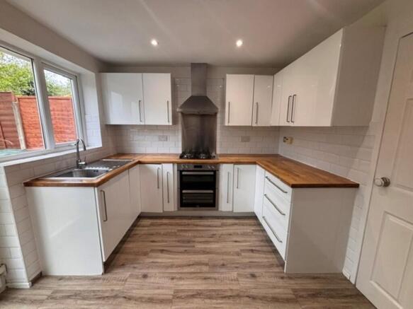 Kitchen 1