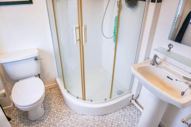 Master En-suite