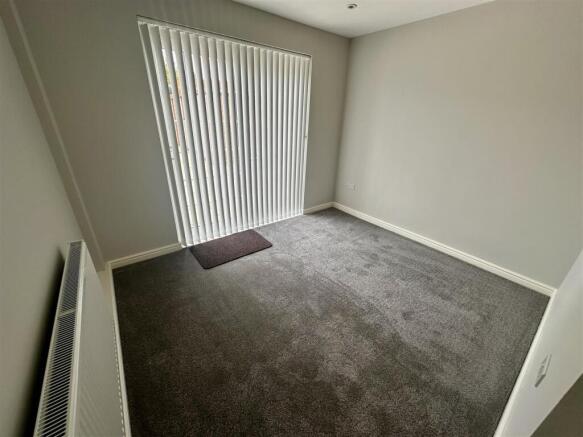 2 bed Semi-Detached Bungalow for sale Image 11