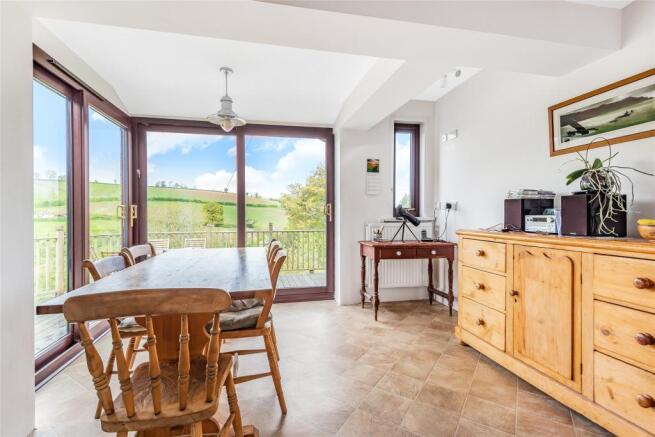 Kitchen/Dining